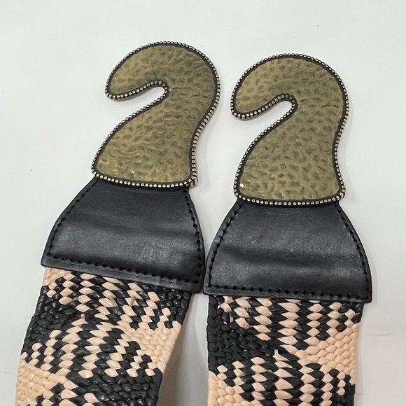 Vintage Wearable Art Boho Brass, Black & Cream Woven & Leather Statement Belt - Picture 6 of 7